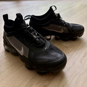 Nike Air VaporMax 2019 Black - Woman’s size 7